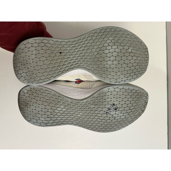 New Balance Womens Fresh Foam Roav WROAVCH White Running Shoes Sneakers Size 7.5 - Picture 8 of 9